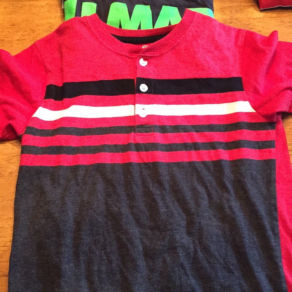 Shirts - Picture 3 of 7